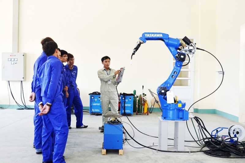 ung-dung-robot-tu-dong-hoa