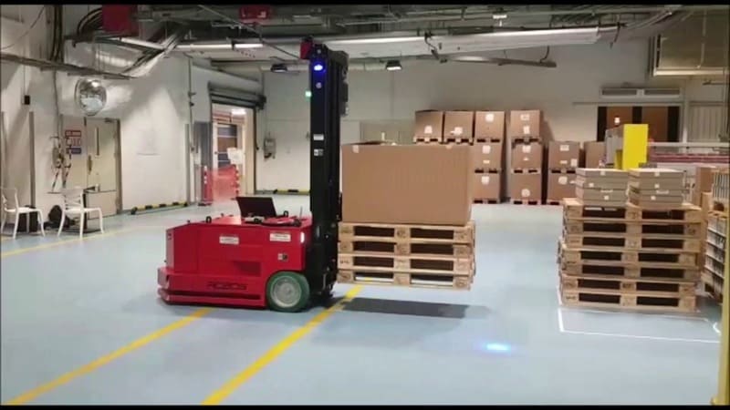 AGV-chay-bang-Barcode